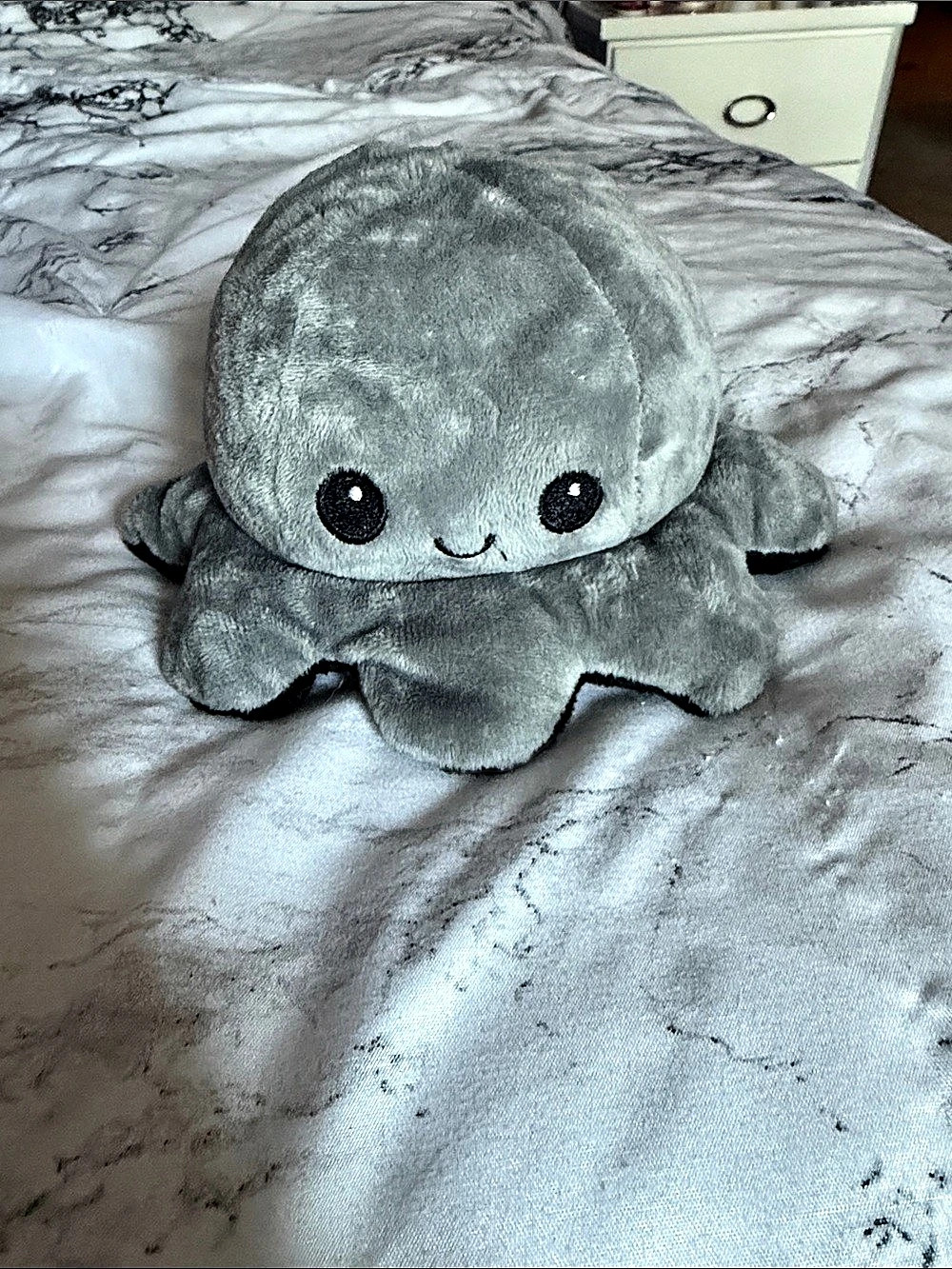 Reversible Octopus Plush Gray & Black Like New